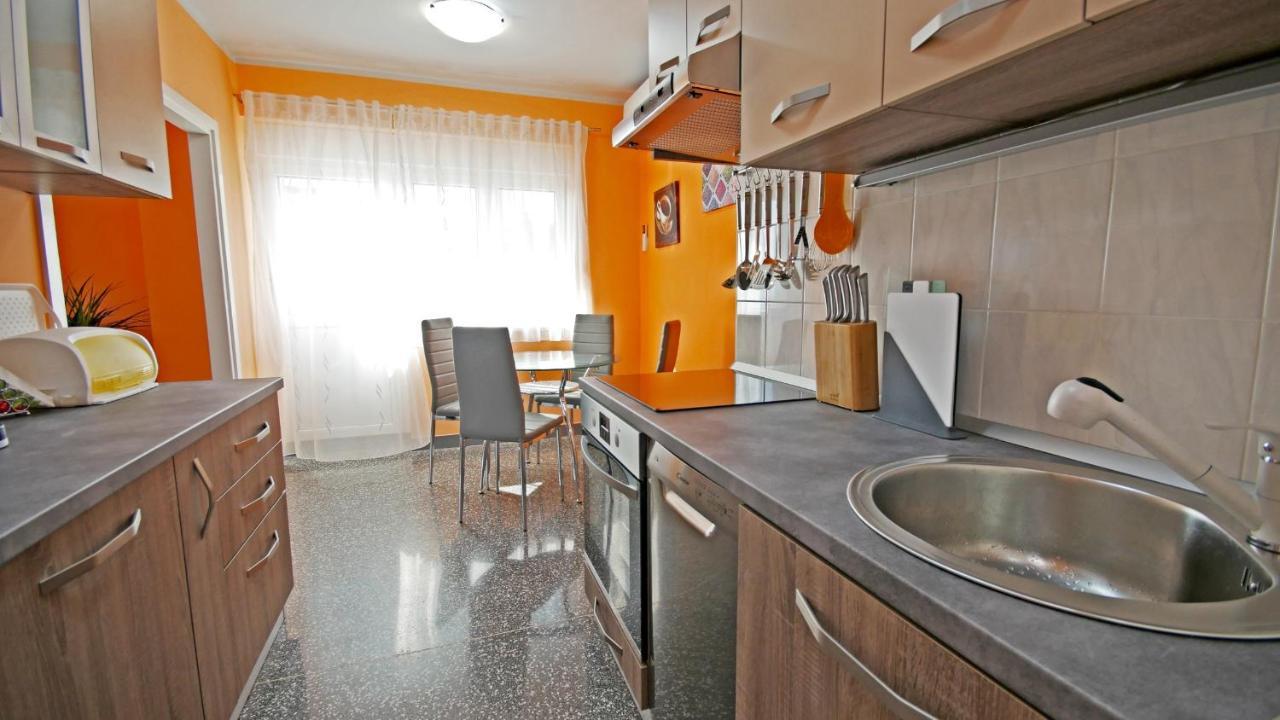 Apartment Rino****, 58M², 170M From The Beach Rijeka Ngoại thất bức ảnh
